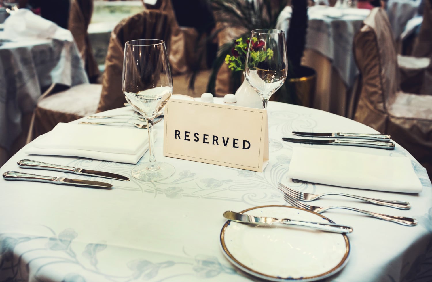 How Table Booking Systems Boost Restaurant Revenue